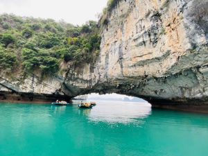 halong-bay-tour-000004