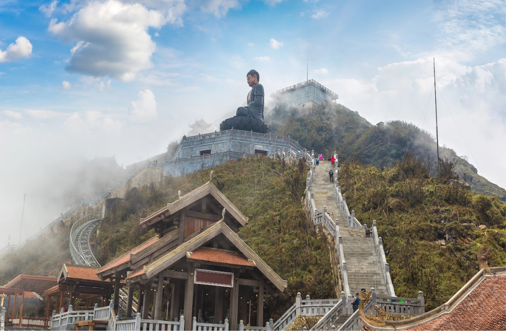Conquer Fansipan – Roof of Indochina