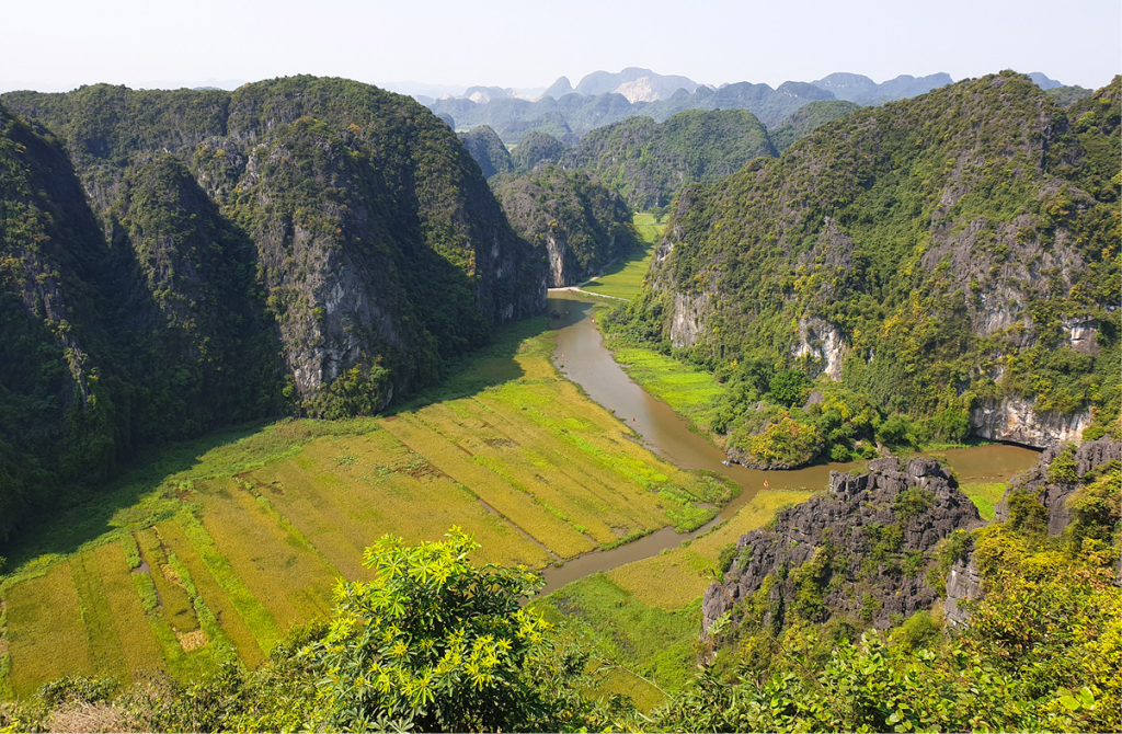 Things to do to enrich your trip to Mua Caves Ninh Binh