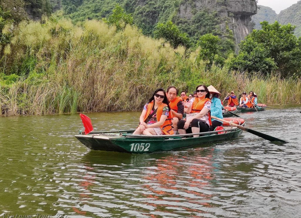 When is the best time to visit Trang An Ninh Binh?