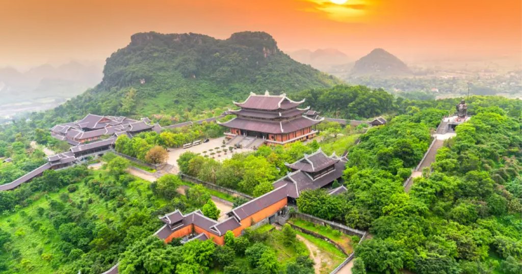 Unveiling Ninh Binh's Majesty: Craft Your Dream Ninh Binh Itinerary