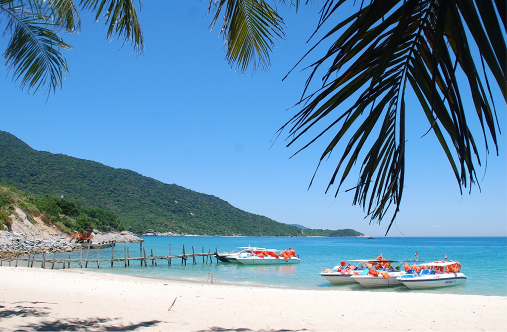 Cua Dai Beach