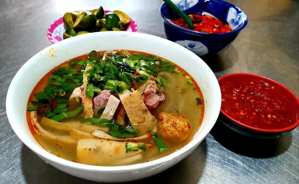 amazing-hoi-an-food-13-must-try-food-in-hoi-an