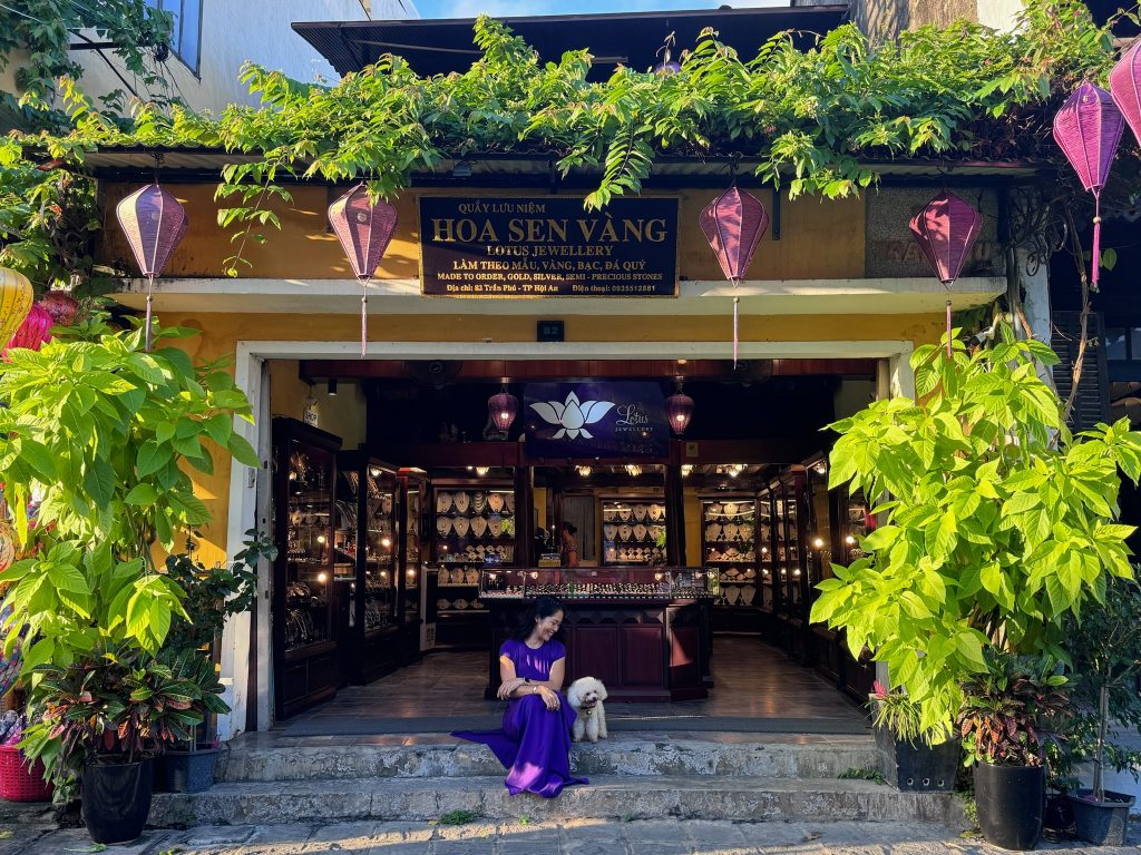 where-to-go-shopping-in-hoi-an-vietnam-3