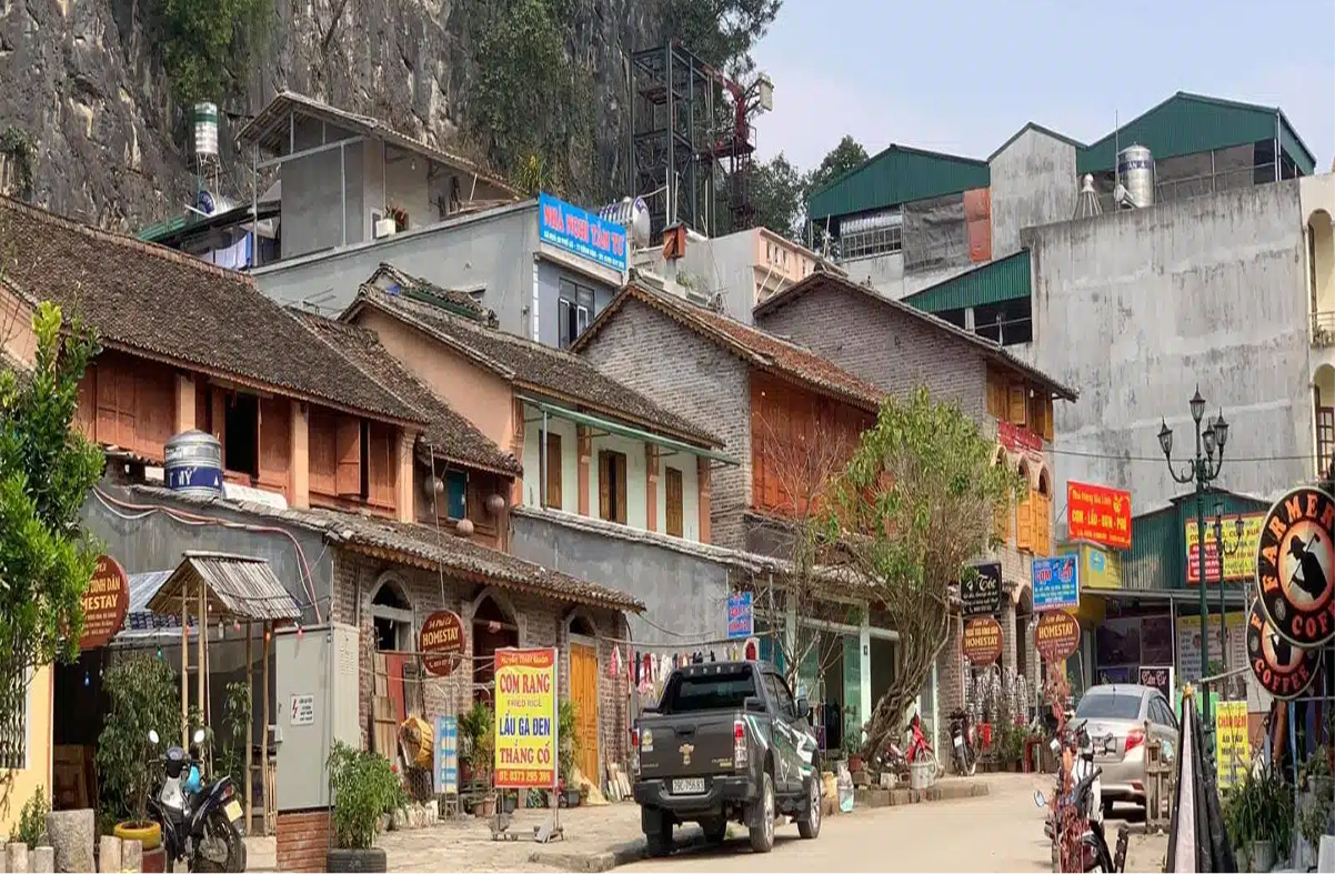 Best Time to Visit Dong Van Old Town Market