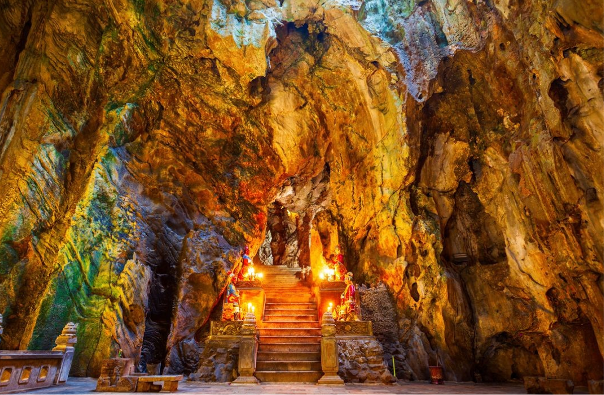 Overview of the Marble Mountains Complex