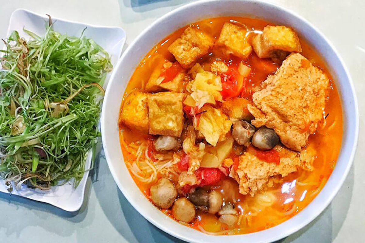 Bun Chay (Vegetarian Vermicelli)