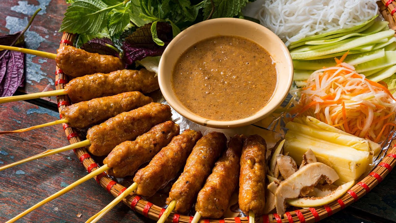 top-hidden-street-food-gems-in-vietnam-explore