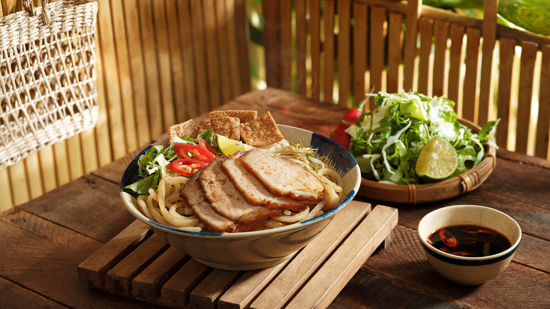 top-hidden-street-food-gems-in-vietnam-explore