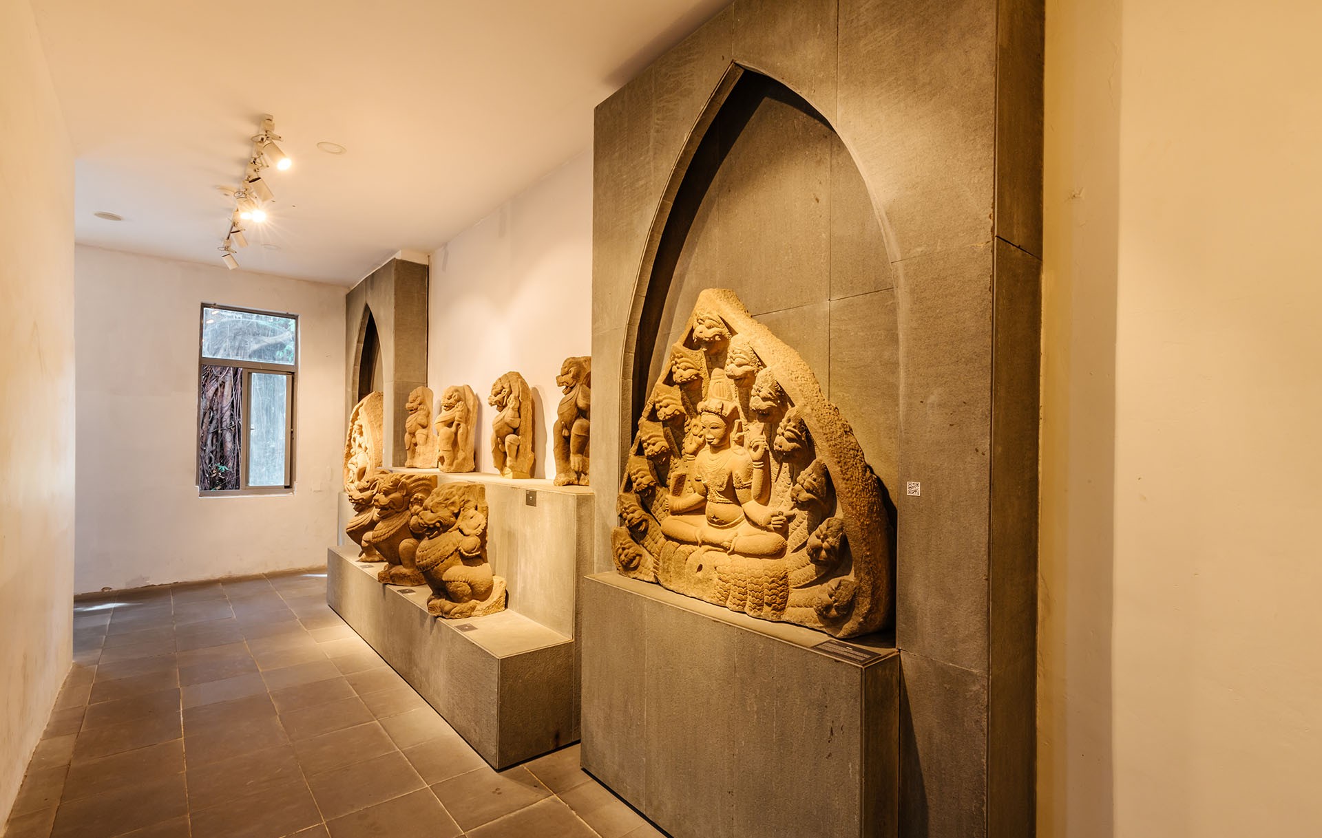 discover-museum-of-cham-sculpture-the-marvelous