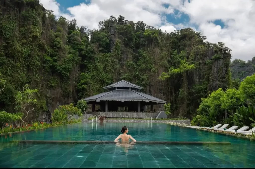 where to stay in ninh binh