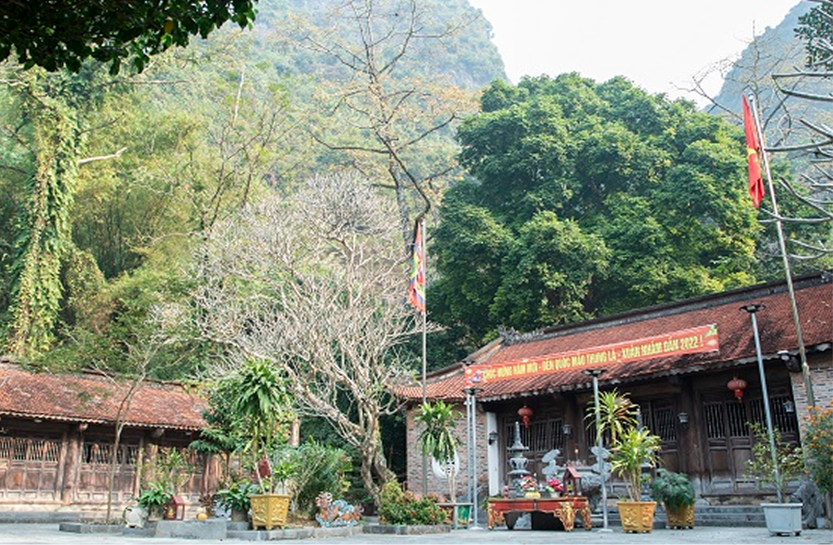 Historical Traces of Dong Hoa Lu and the Homeland of King Dinh Tien Hoang