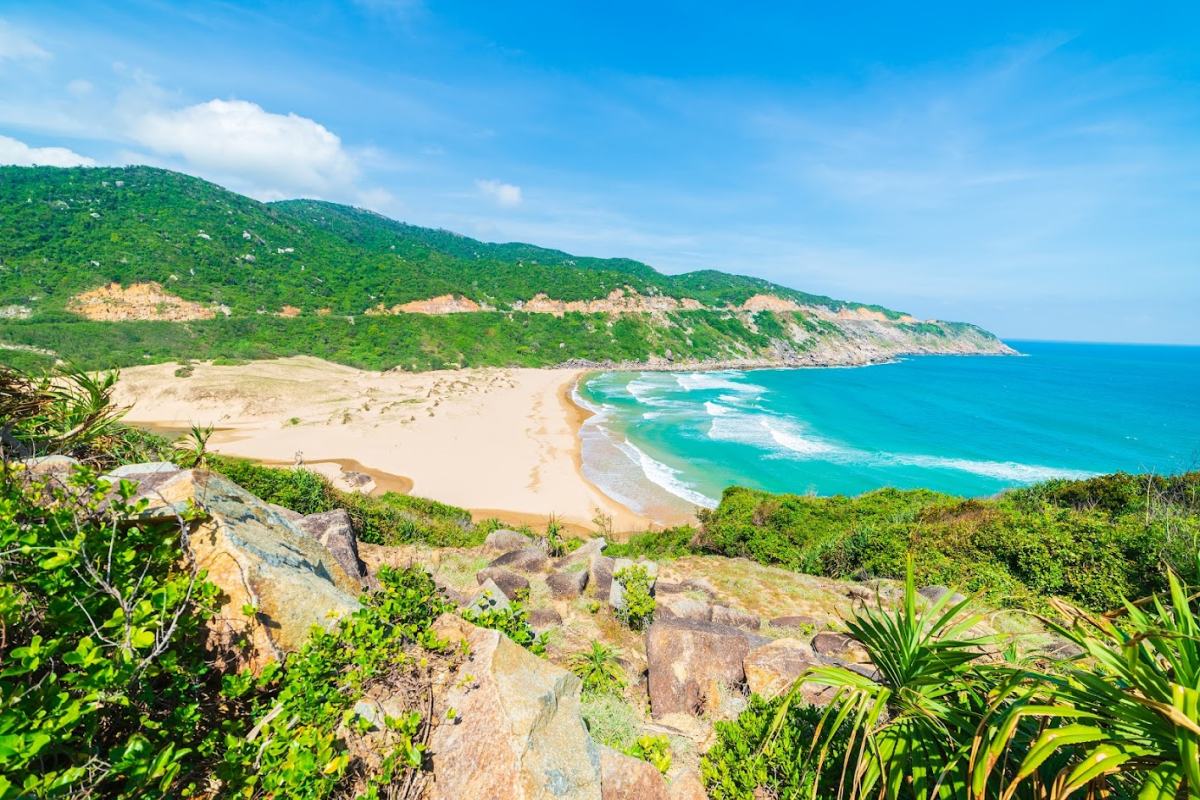 Best Hidden Beaches in Vietnam You Should Visit