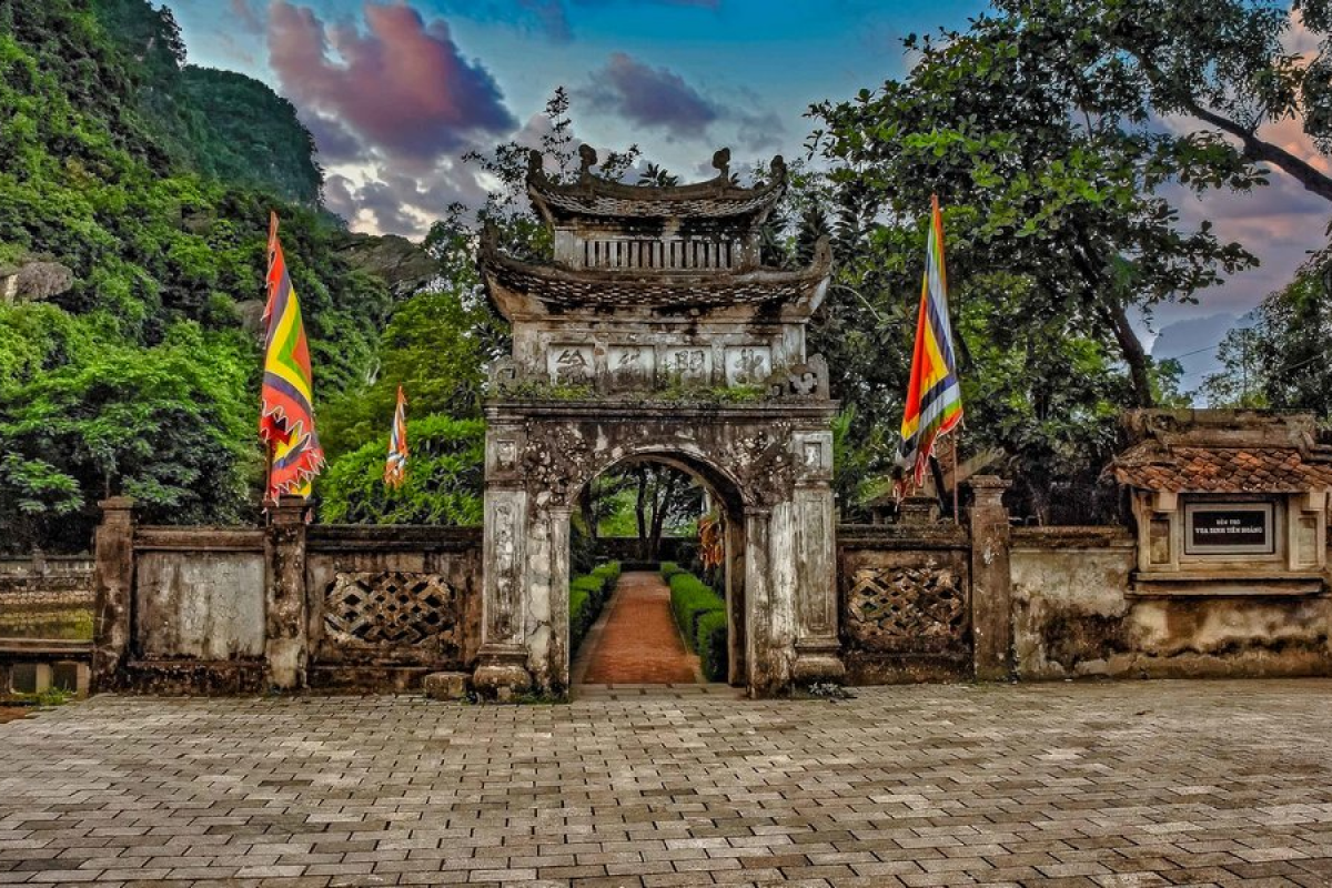 Best Time to Visit Hoa Lu Ancient Capital