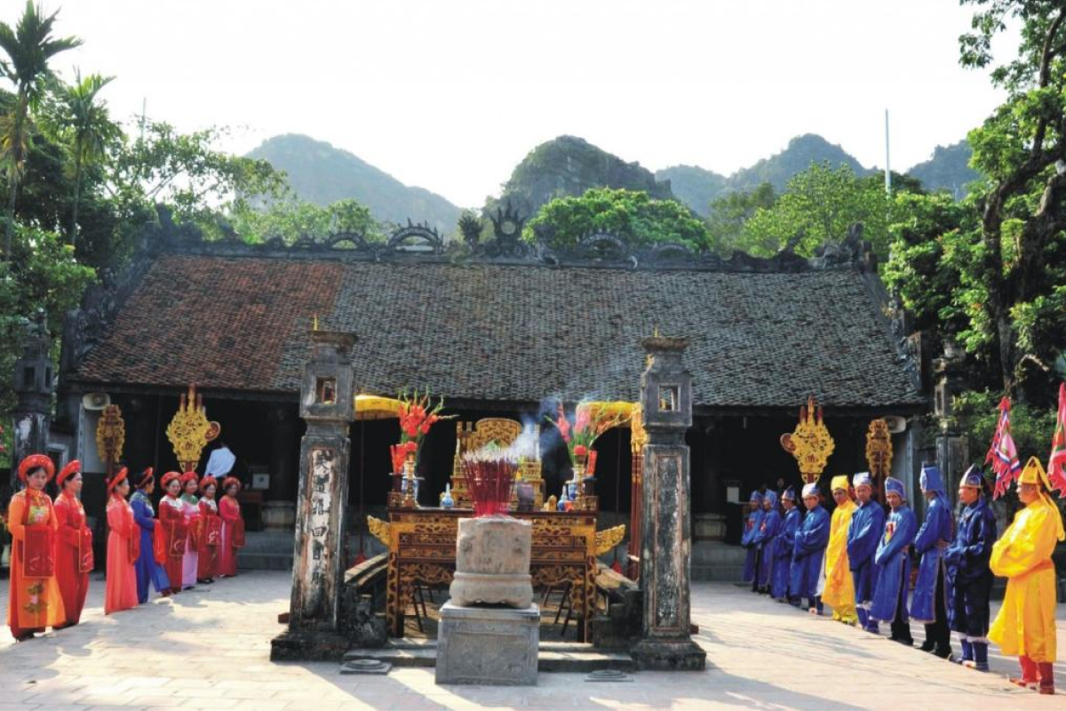 Cultural and Culinary Experiences in Hoa Lu