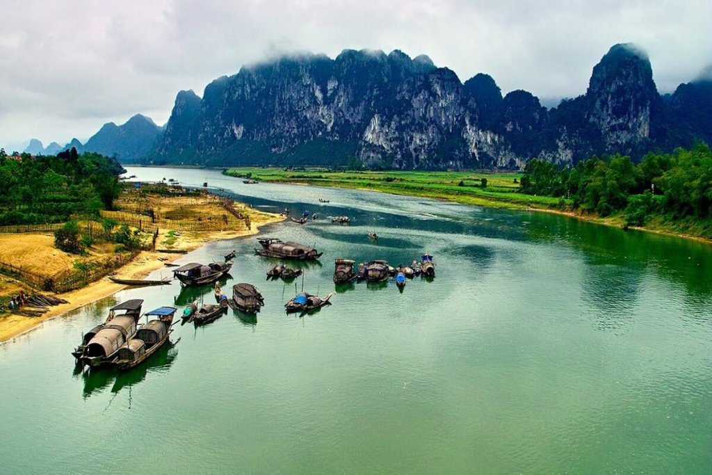 explore-amazing-bo-trach-quang-binh-vietnam