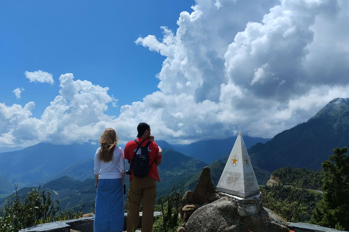 Check-in spot at O Quy Ho Pass near Heaven’s Gate Tram Ton Pass