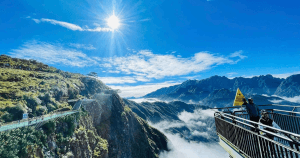 Private sightseeing day tour in Sapa including Cloud Dragon Skywalk and nearby attractions