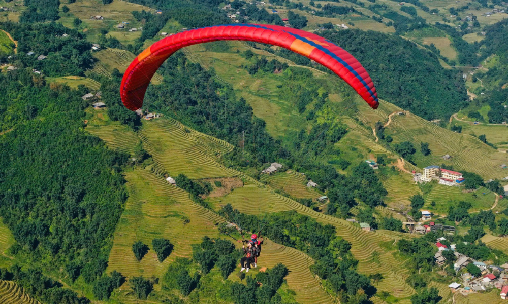 is paragliding in sapa safe bìa