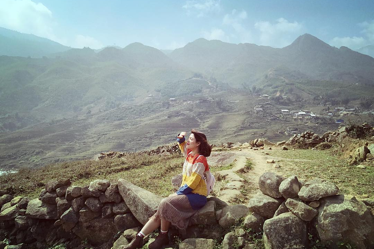 sapa love market traveler checking in near Sapa Ancient Rock Field