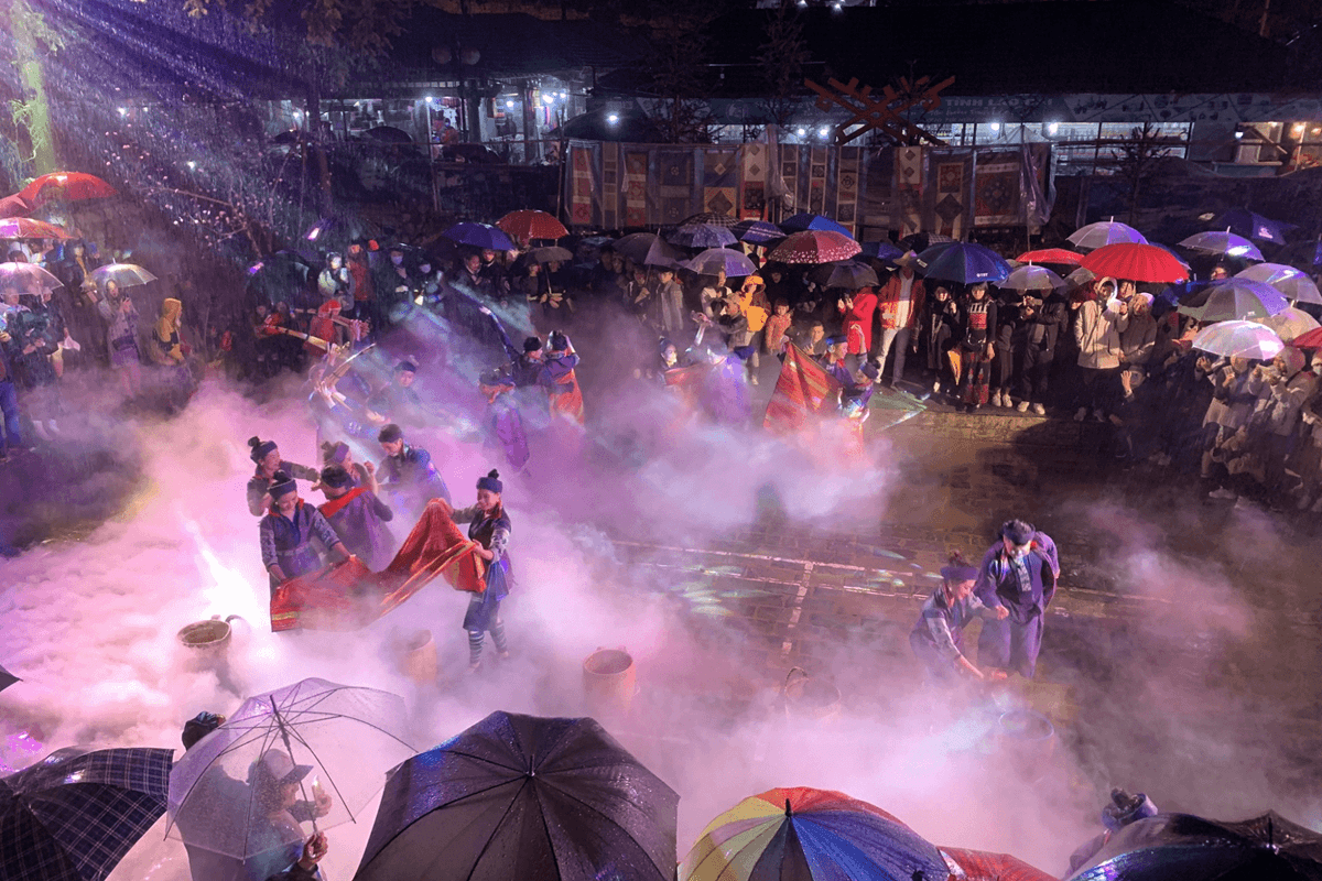 sapa love market traditional music and dance performances by local ethnic communities
