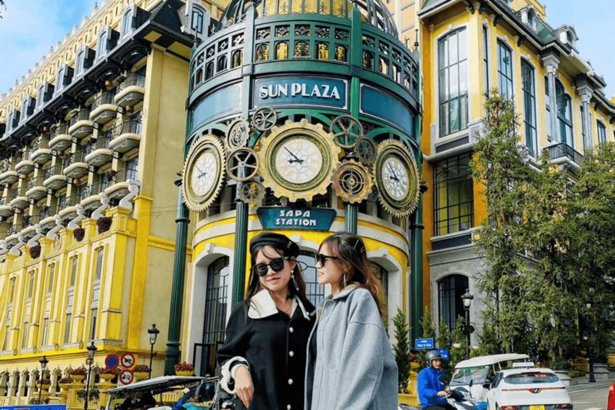 sapa love market near Sun Plaza Sapa in the center of Sa Pa town