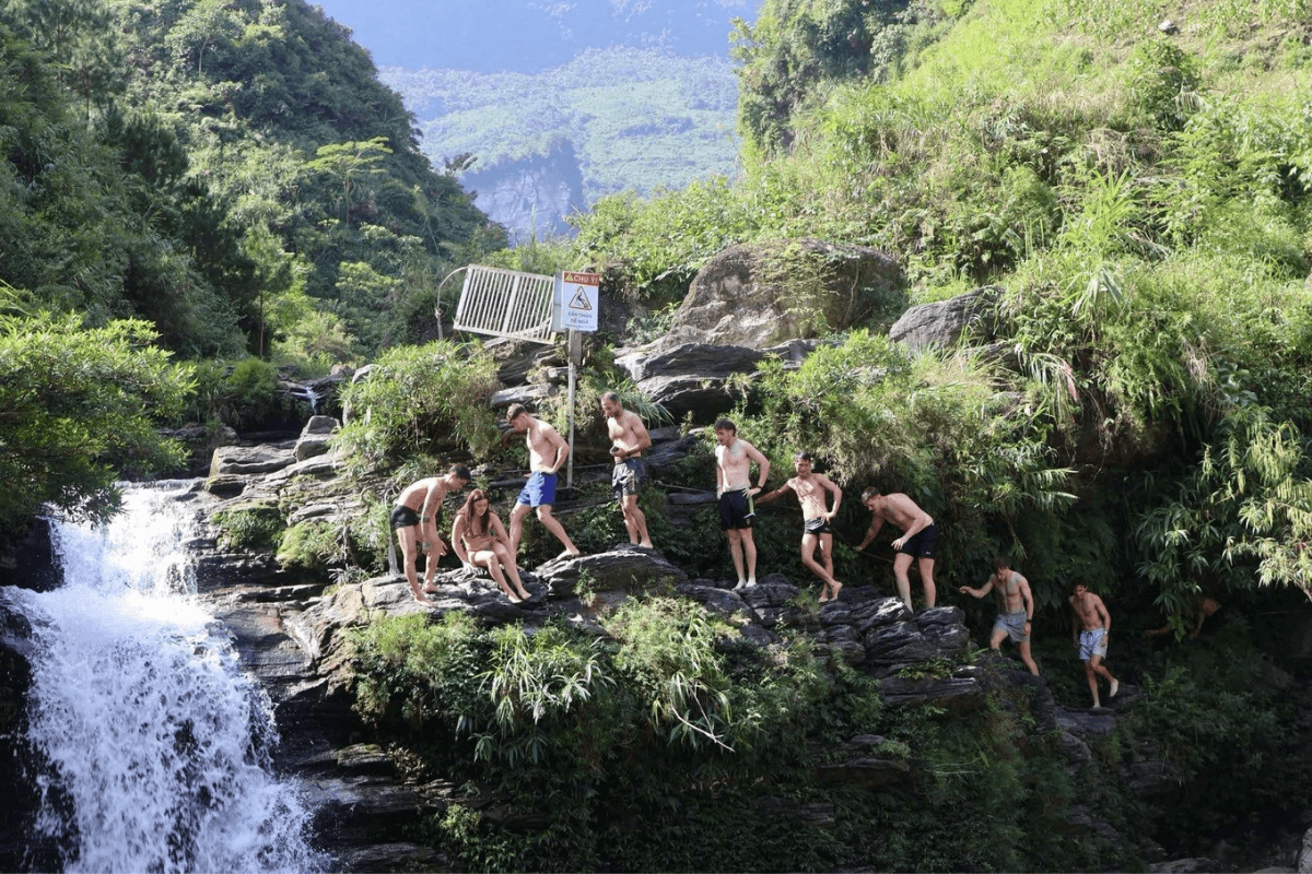 Safety first: Always wear a life jacket and check for underwater obstacles before jumping into du gia waterfall.