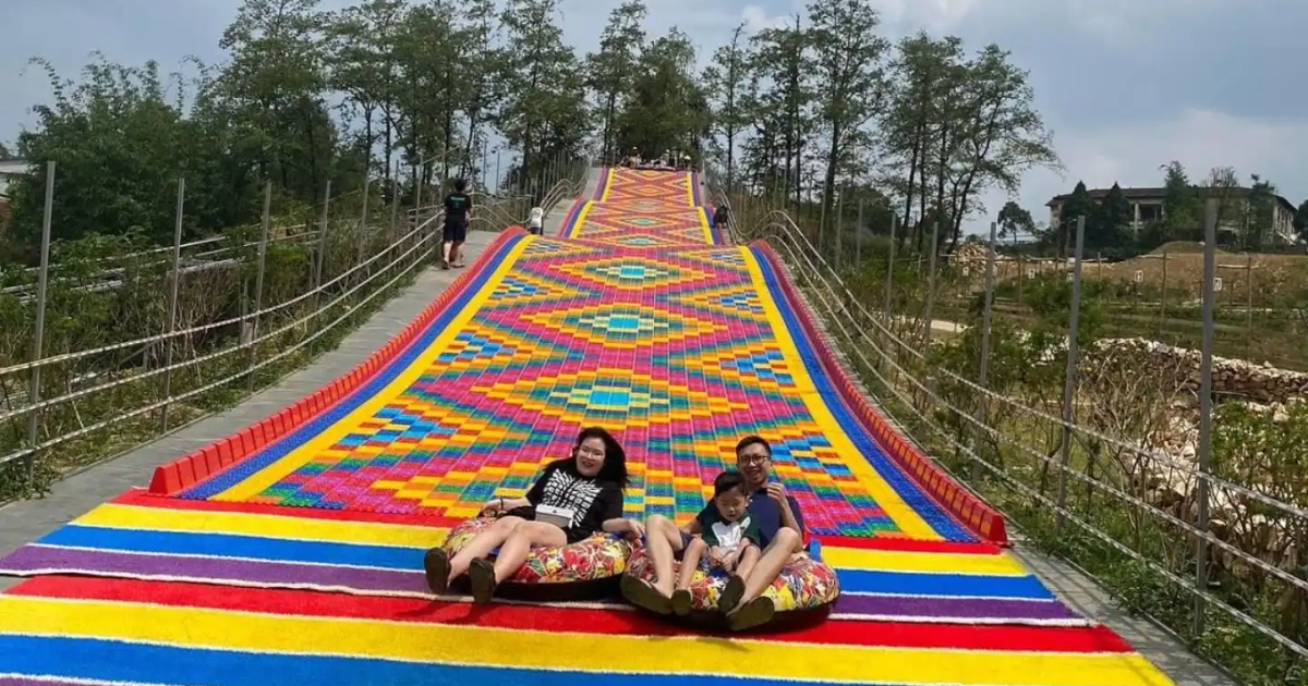 rainbow slide at sapa